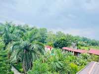 Royal Tiger Luxury Resort sauraha Chitwan Nepal 