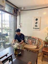 Howl Coffee House