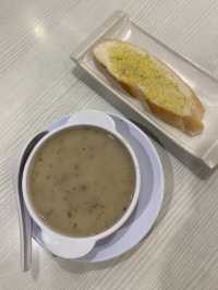 Western food for quick lunch 