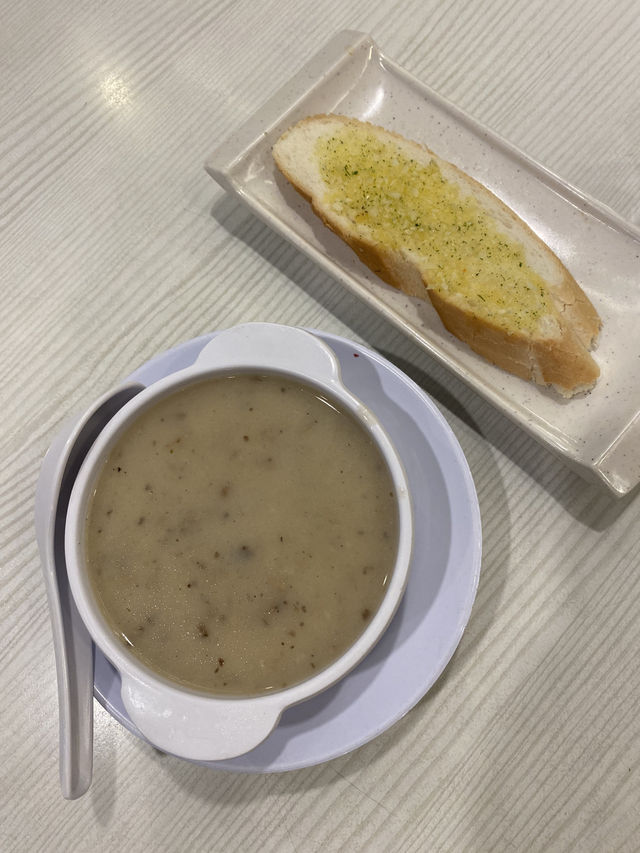 Western food for quick lunch 