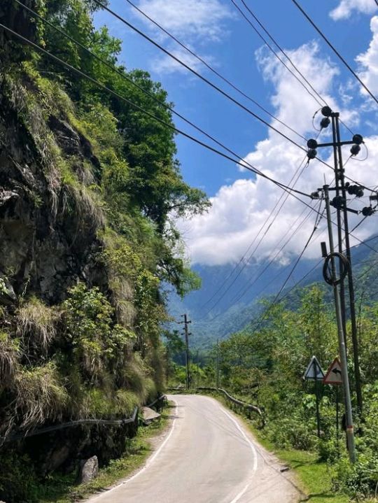 Sikkim – Where Mountains Murmur and Prayer Flags Dance 🏔️🌸