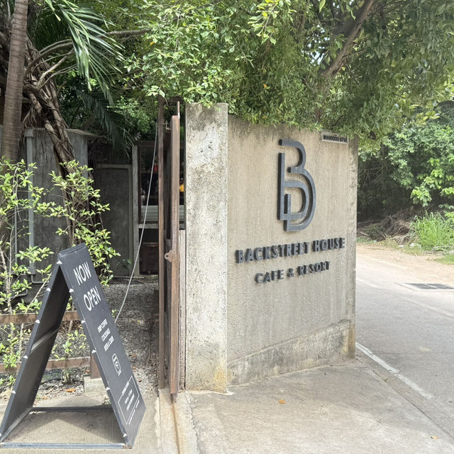 Backstreet House Pattaya ร้านใหญ่นั่งชิว