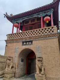 Hongshixia (Red Stone Gorge) 