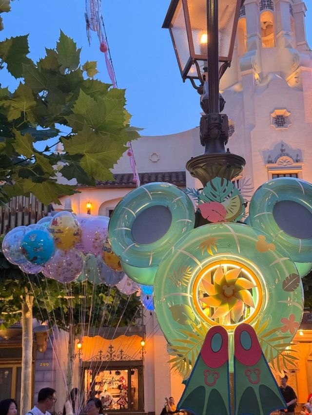 Mini Mouseketeers’ Guide to Big Fun in Shanghai Disneyland
