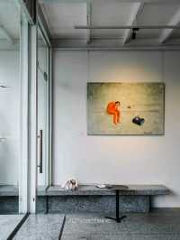 Abstrct Lounge