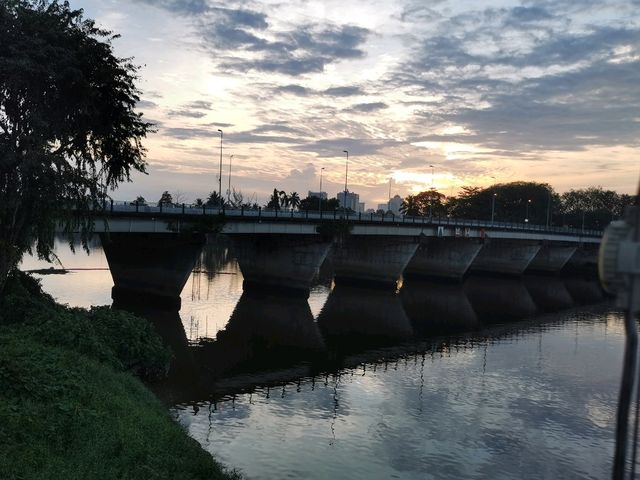 Dawn Splendor at Kuching’s Satok Suspension Bridge  