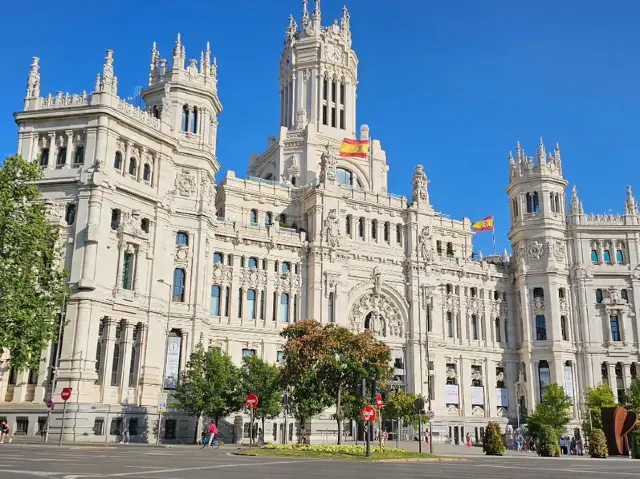 Madrid on Foot: A City That Moves with You