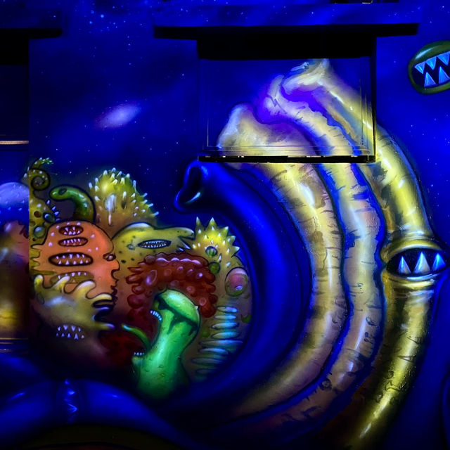 🎨【深圳・大芬油絵村でアートの街歩き】 