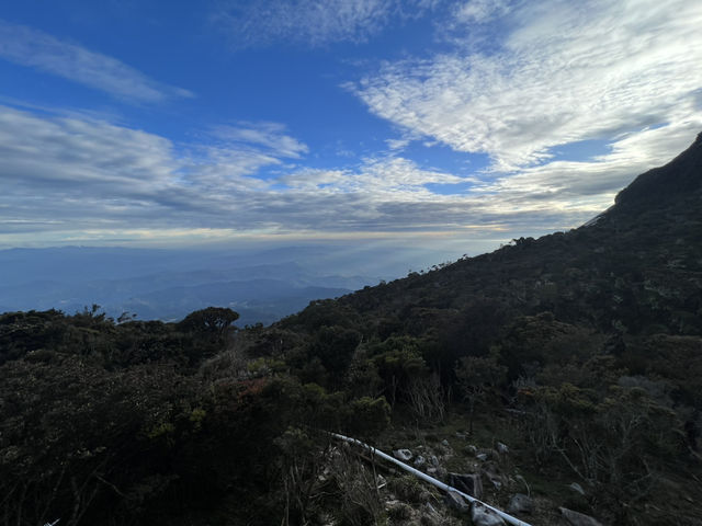 🌄 登上KK山的絕美旅程！