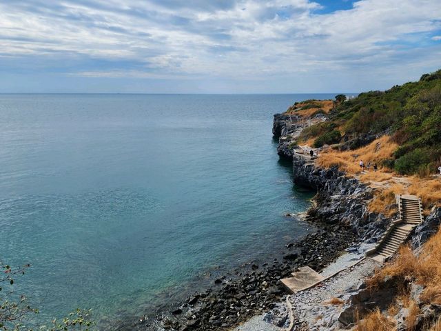 เกาะสีชัง