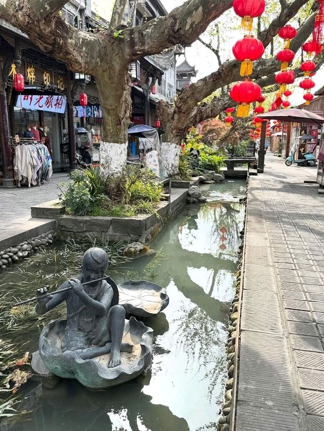 Stepping Back in Time at Dujiangyan Ancient City Stepping Back in Time at Dujiangyan Ancient City
