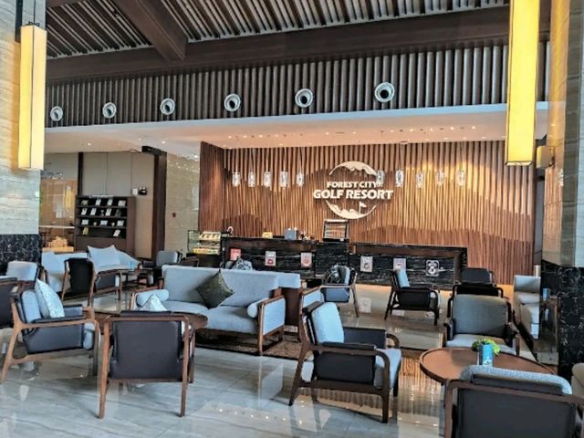 Scenic Stay at Forest City Golf Hotel