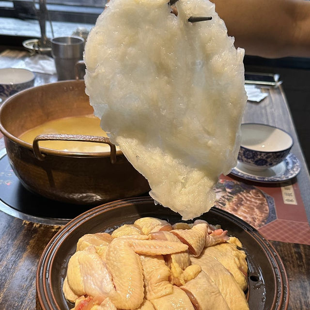 膠質好重又清甜😍招牌花膠雞湯鍋🍲 膠質好重又清甜😍招牌花膠雞湯鍋🍲