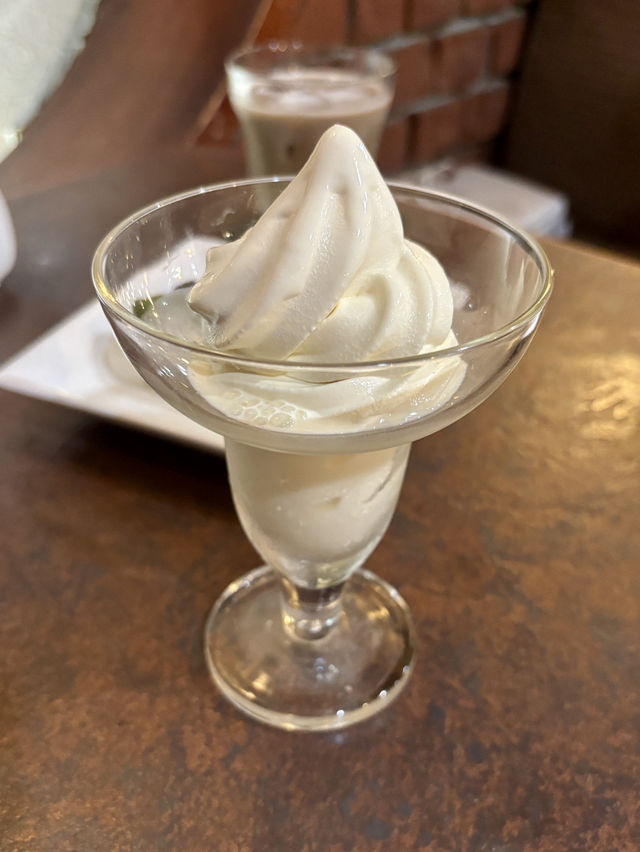 【札幌・すすきの】1960年創業！老舗和菓子店名物「花園だんご」で札幌の甘味文化を味わう「札幌 新倉屋 本店」