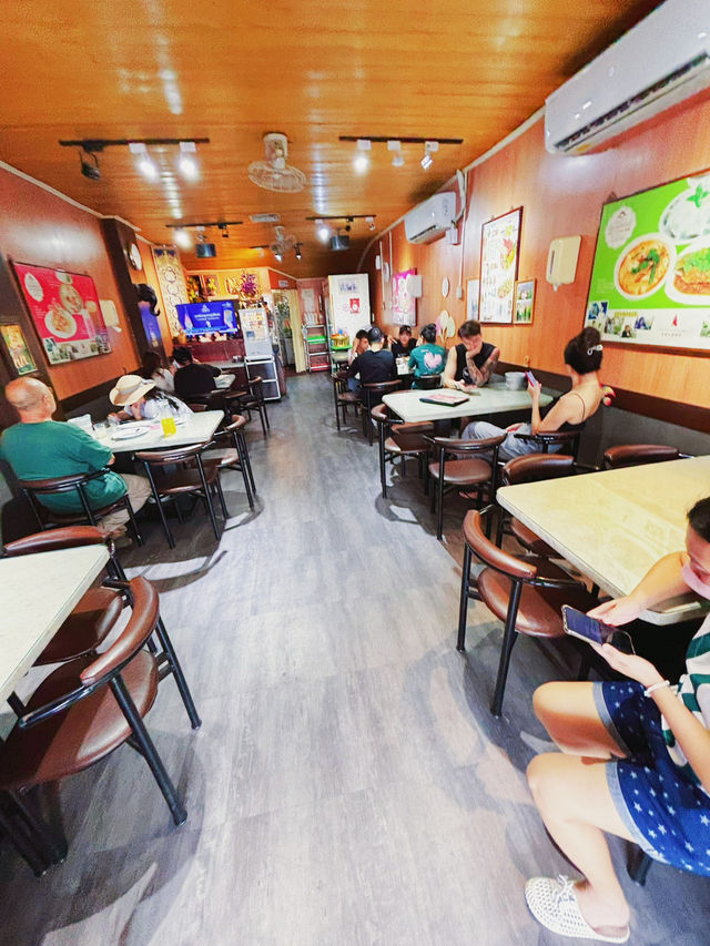 一吃就上癮!桃園詠順泰式料理打拋豬飯、泰式海鮮炒飯與炸豬肉飯必吃清單 一吃就上癮!桃園詠順泰式料理打拋豬飯、泰式海鮮炒飯與炸豬肉飯必吃清單