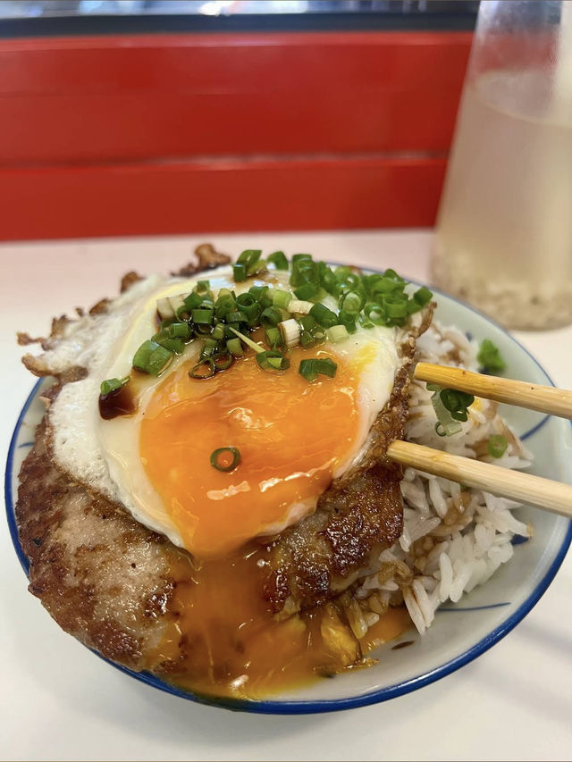 Nostalgic Bites with a Malaysian Twist at Two Greens 兩草, Hong Kong 