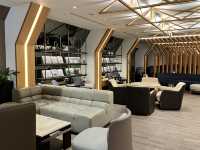 Transit with Ease, Board with Comfort - Oriental Club Lounge