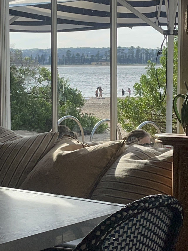 Such a hidden gem . Pretty cafe at Shelly beach Sydney 
