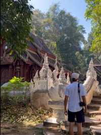 วัดหลวงขุนวิน – วัดไม้เก่าแก่กลางหุบเขา เชียงใหม่ 