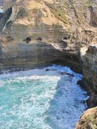 🌊 The Majestic Arch – Nature’s Monument Along the Great Ocean Road