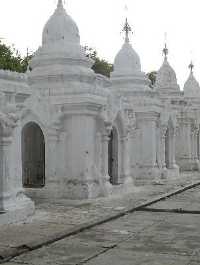 Kuthodaw Pagoda & the World's Largest Book