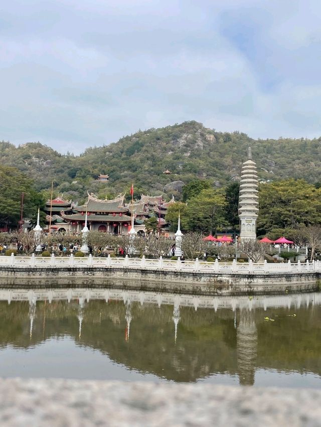The Ultimate 3-Day Xiamen Adventure: Insta-Spots, Street Eats & Hidden Gems 🚀🌴