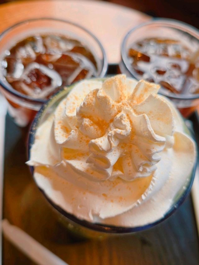 독특한 외관이 멋진, 스타벅스 제주중문점☕️ 독특한 외관이 멋진, 스타벅스 제주중문점☕️