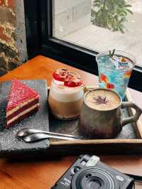☕️ 16mm Café & Bar — A Hidden Gem in Beijing’s Hutongs