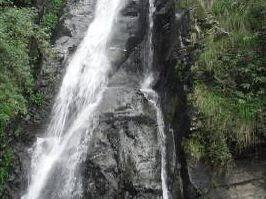 Bhagsu Waterfall