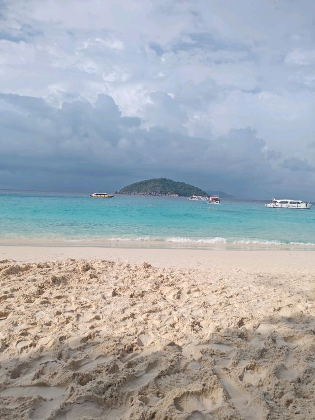 Pulau Payar: Crystal Clear Vibes & Chill Beach Adventures 🏝️✨