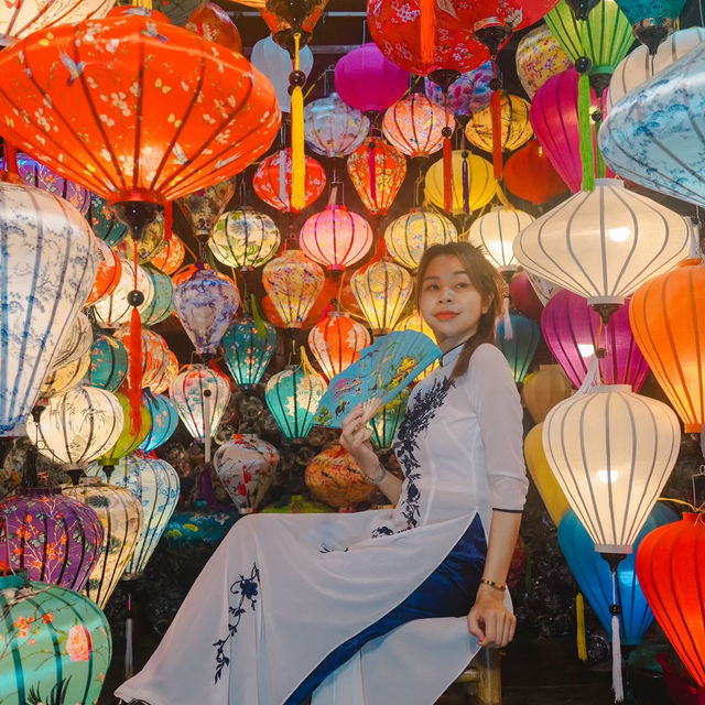 ร้านโคมไฟตลาดมืด เมืองฮอยอัน ร้านโคมไฟตลาดมืด เมืองฮอยอัน