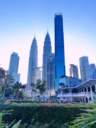 Living in Malaysia Means Jogging with This View! 