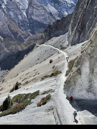 ACT | Scenery like this? Yeah, I'm officially in love with hiking🤩