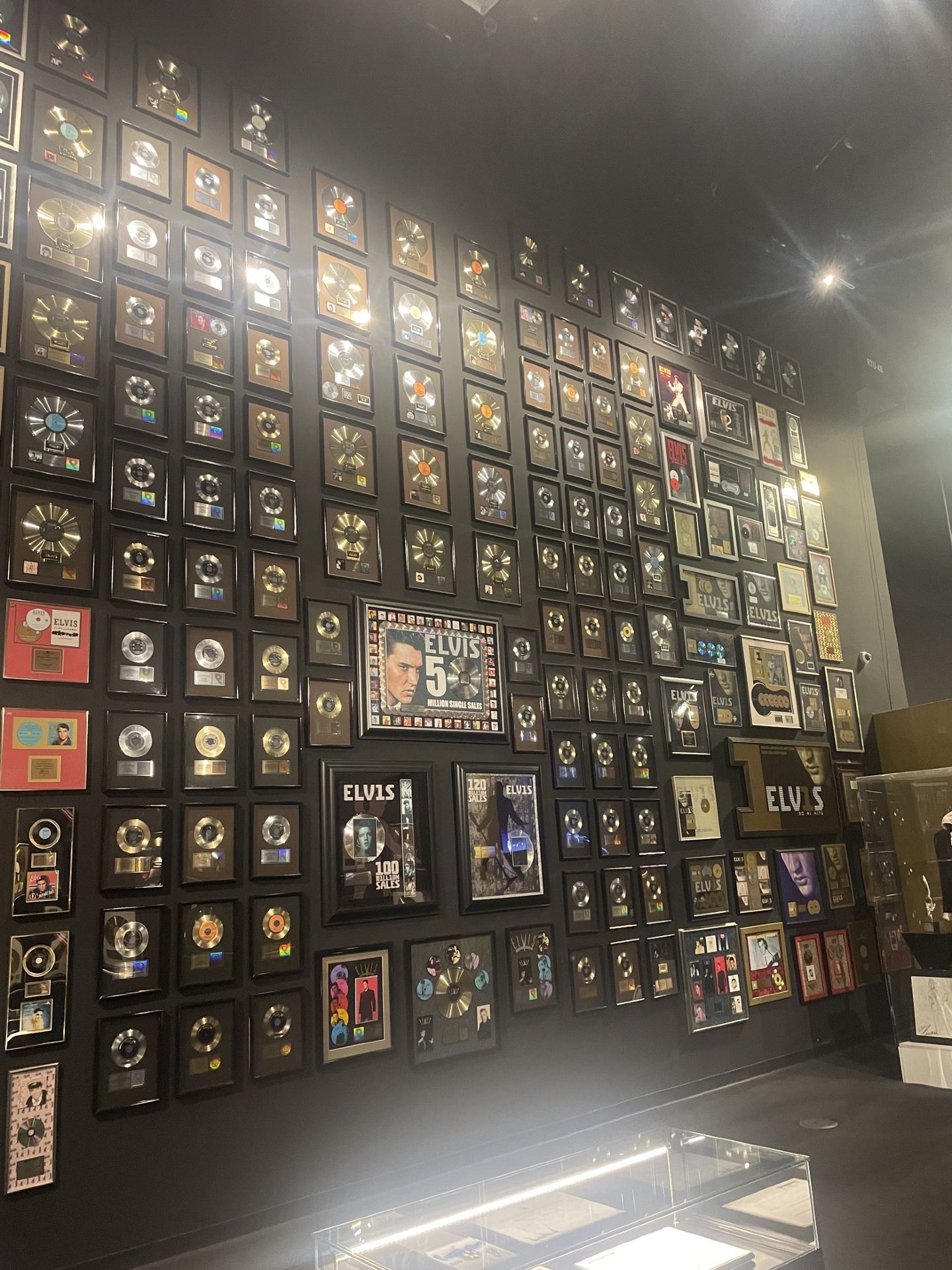 Tempat yang luar biasa, museum Elvis, Graceland, Memphis, AS.