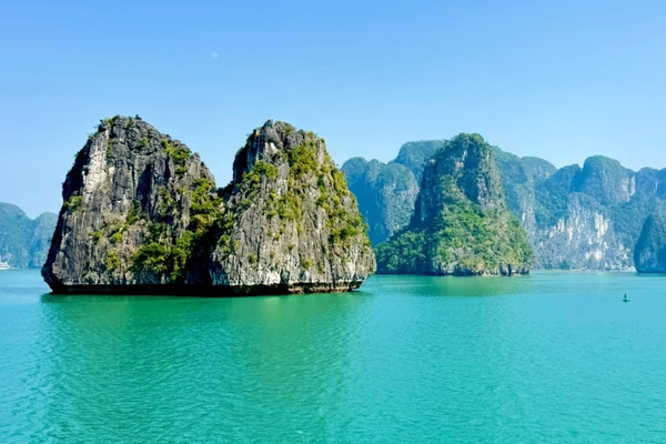 🌊 ベトナム・ハロン湾の魔法に触れる旅へ | Trip.com Ha Tu
