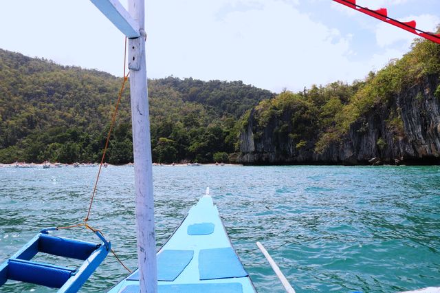 Island Hopping in Puerto Princesa 🚤🌴