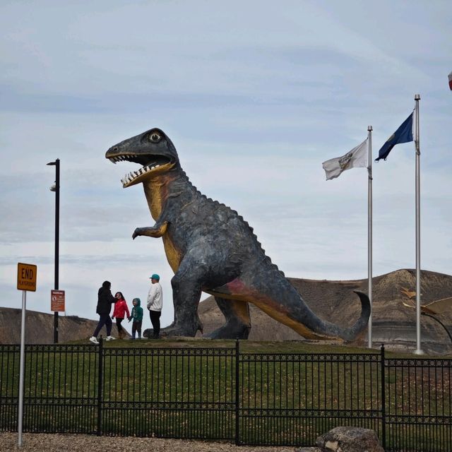 World's Largest Dinosaur 