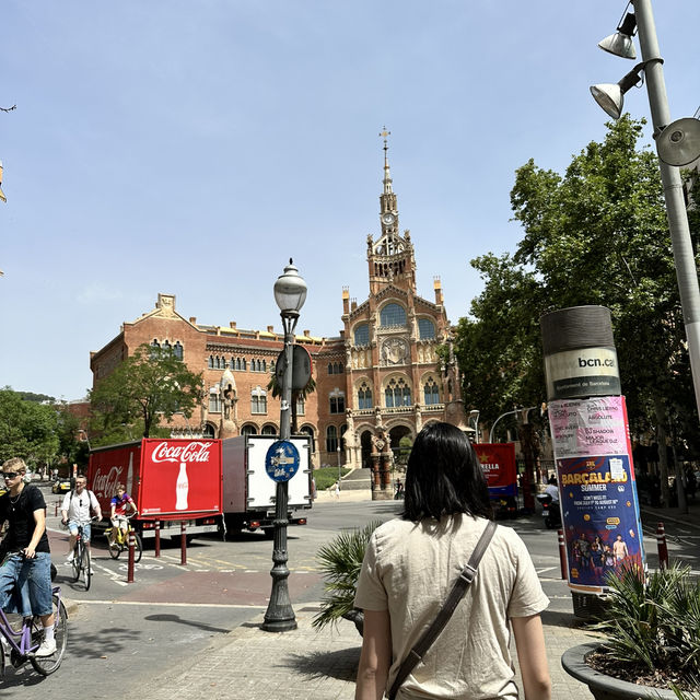 聖家堂和聖保羅醫院，一條大道串聯巴塞隆拿的多元藝術