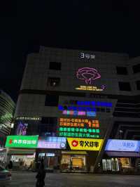 The biggest of flowers market in asia
