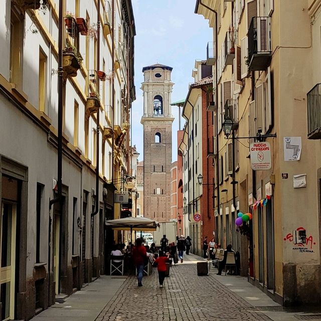 Italy's Beautiful and Underrated City 