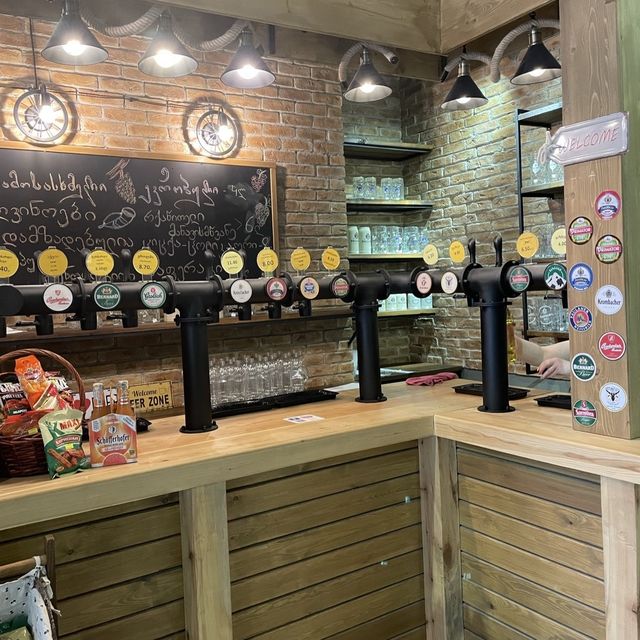 【ジョージア🇬🇪/ビールの量り売り🍺専門店】