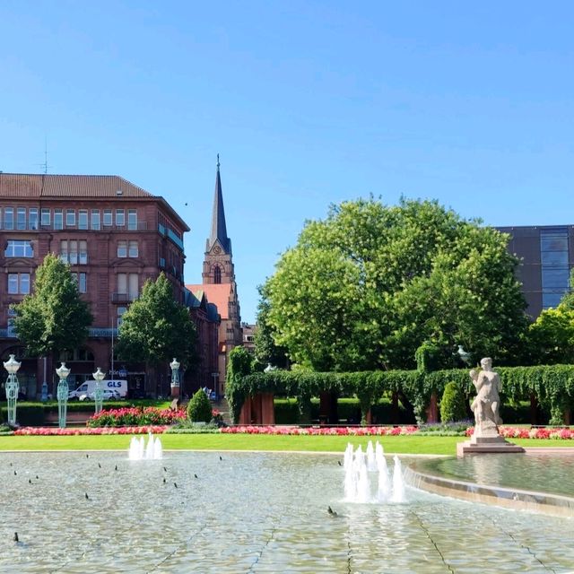 Mannheim: The City Divided in Squares