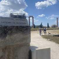 Temple of Olympian Zeus, A Great Pitstop 