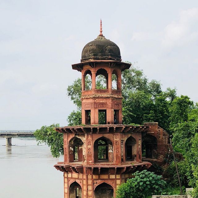 Timeless Splendor of India's Taj Mahal