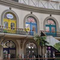 🚔 現實版大富翁「監獄」登場！Leeds Corn Exchange 的有趣場景打卡** 🏛️  