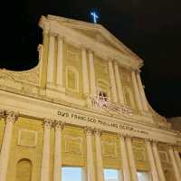 The Charm of Taranto: Christmas Magic and Playful Details