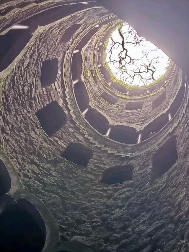 🔄 The Initiation Well: A Mystical Descent in Sintra 🕳️✨