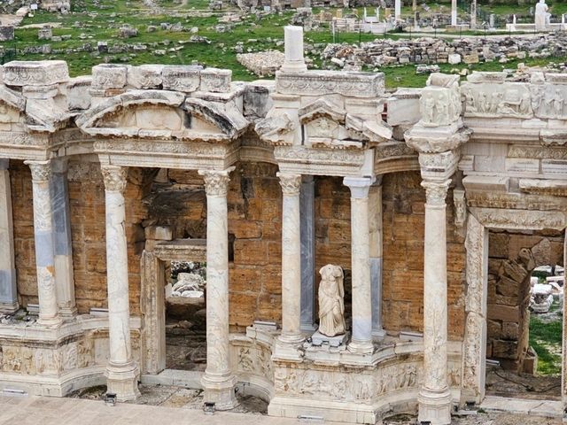 土耳其古城奇蹟，西拉波利斯（Hierapolis）