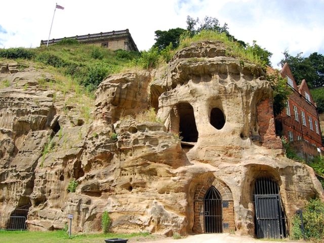 Discover Nottingham Charms and Secrets