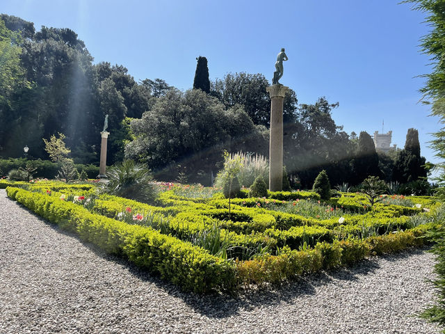 Castello di Miramare 👑